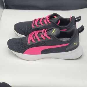 PUMA Flyer Runner Women's size 8
